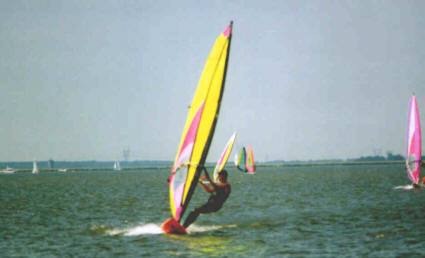 Ich selber beim Surfen in Holland